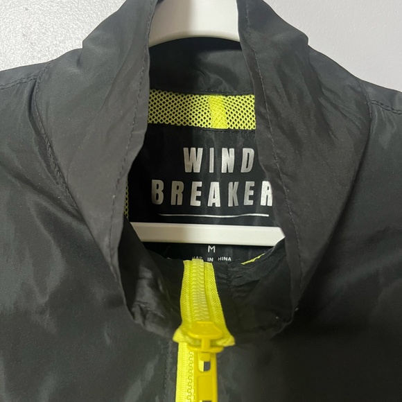 Pullover Windbreaker - Picture 2 of 3